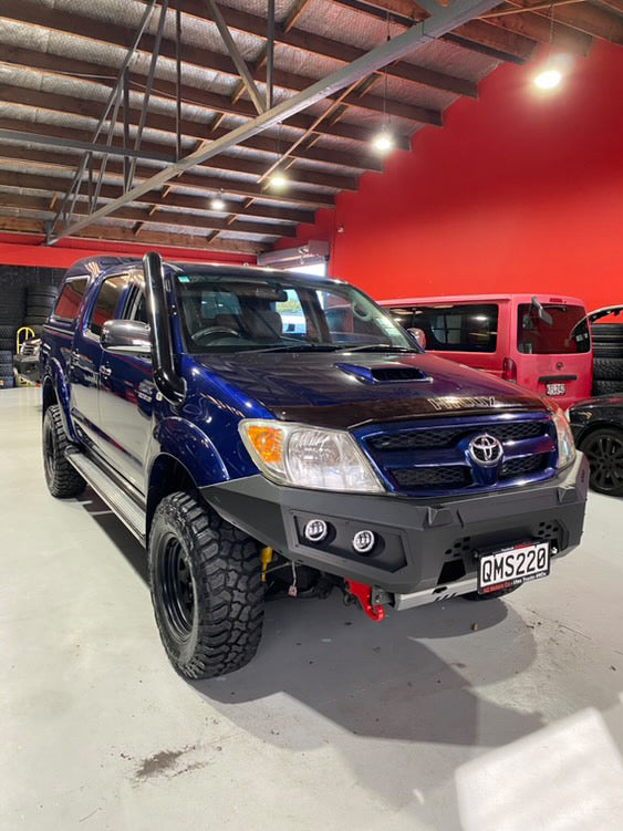 Ninez Fab N70 Toyota Hilux Stainless Steel Snorkel (short entry)